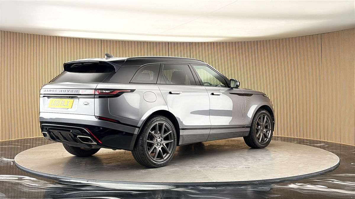 Land Rover Range Rover Velar Image 21
