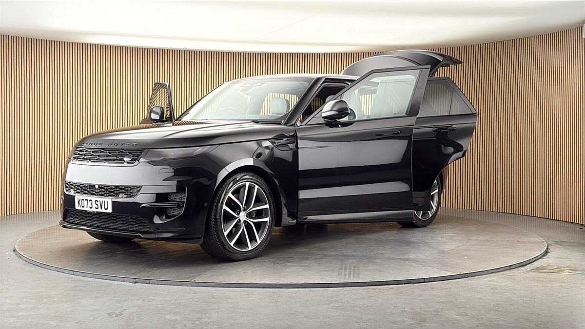 More views of Land Rover Range Rover Sport