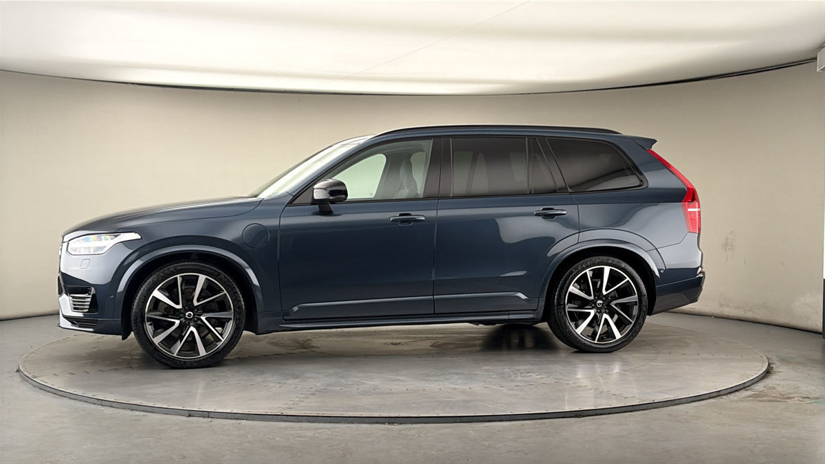 More views of Volvo XC90