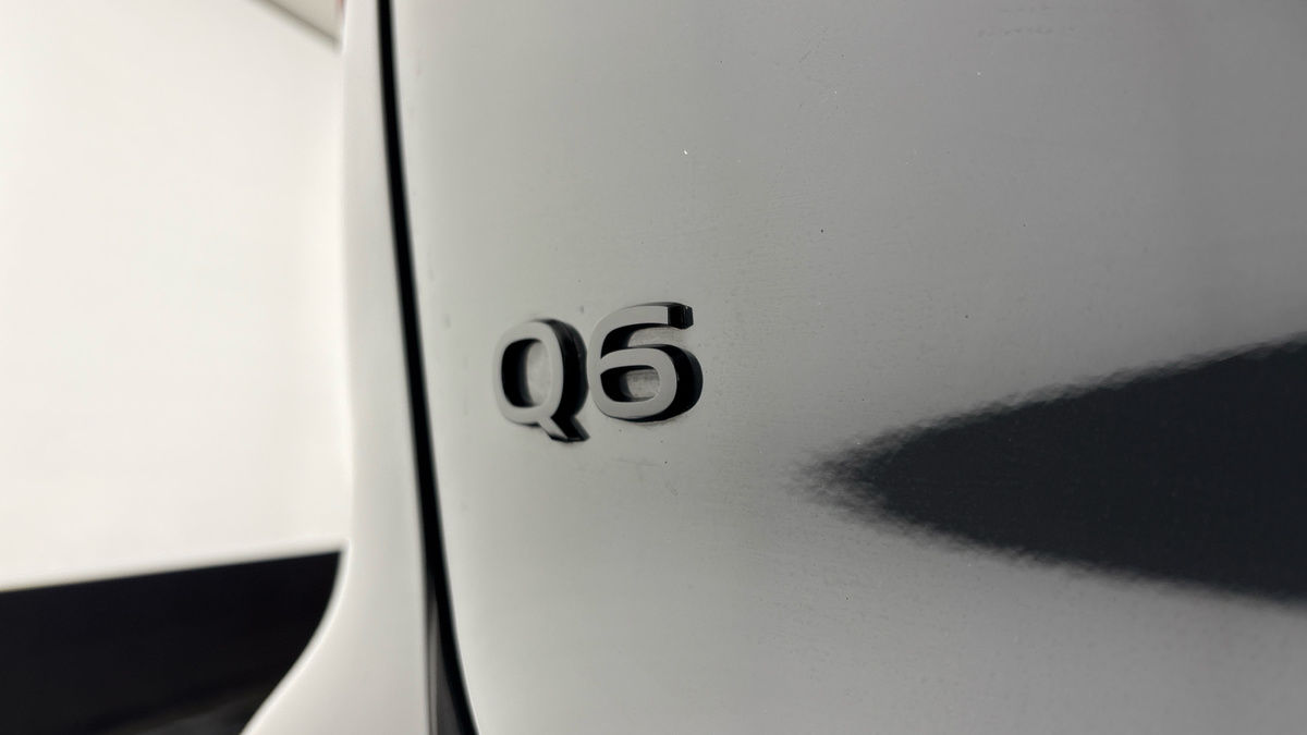 Audi Q6 e-tron Image 41