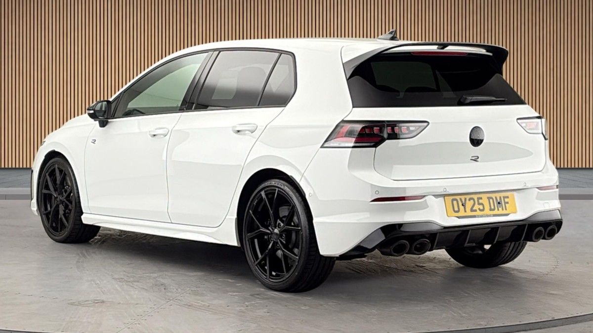 Volkswagen Golf Image 2