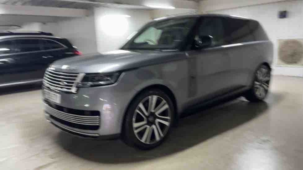 More views of Land Rover Range Rover