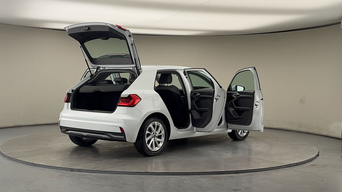 More views of Audi A1