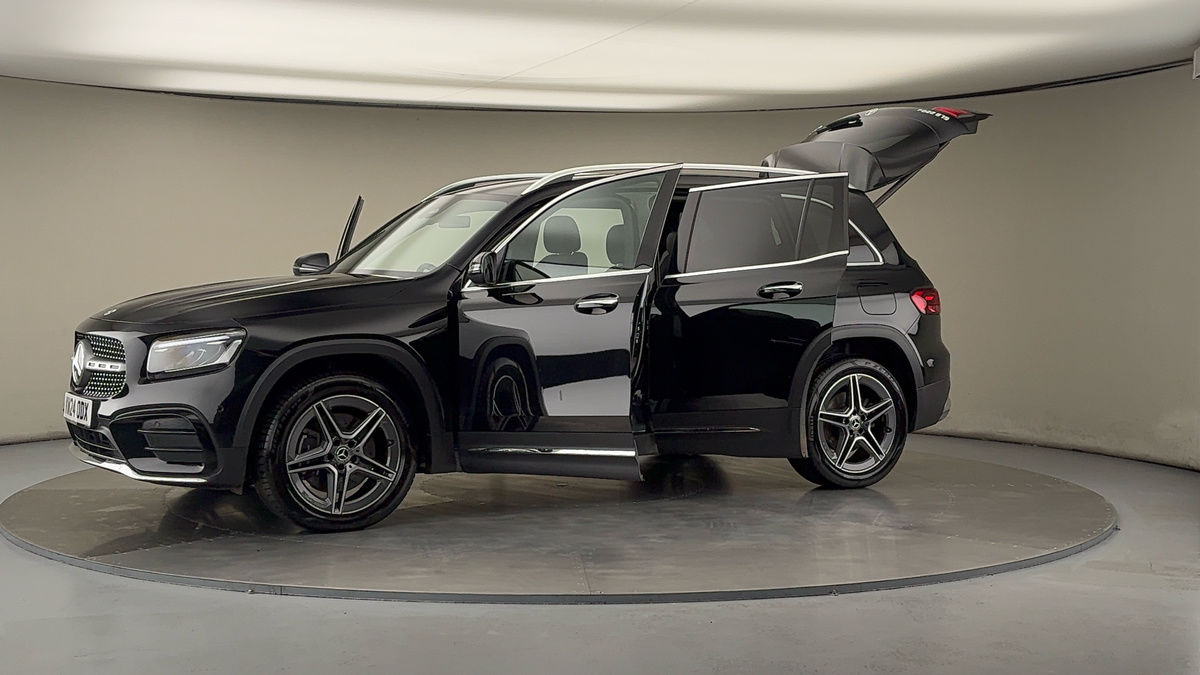More views of Mercedes-Benz GLB