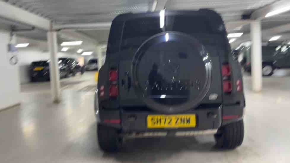 More views of Land Rover Defender 90