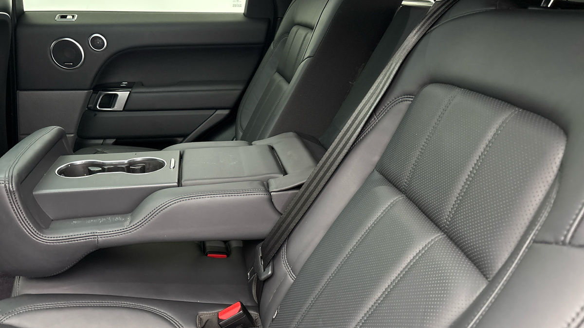 Land Rover Range Rover Sport Image 9