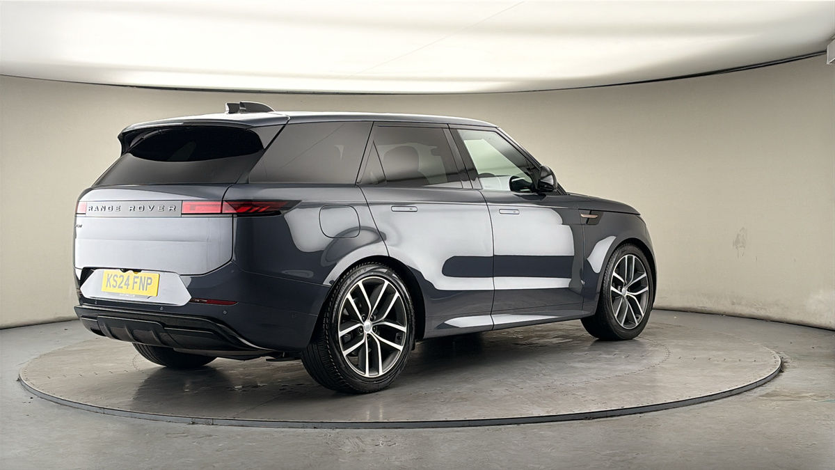 Land Rover Range Rover Sport Image 21