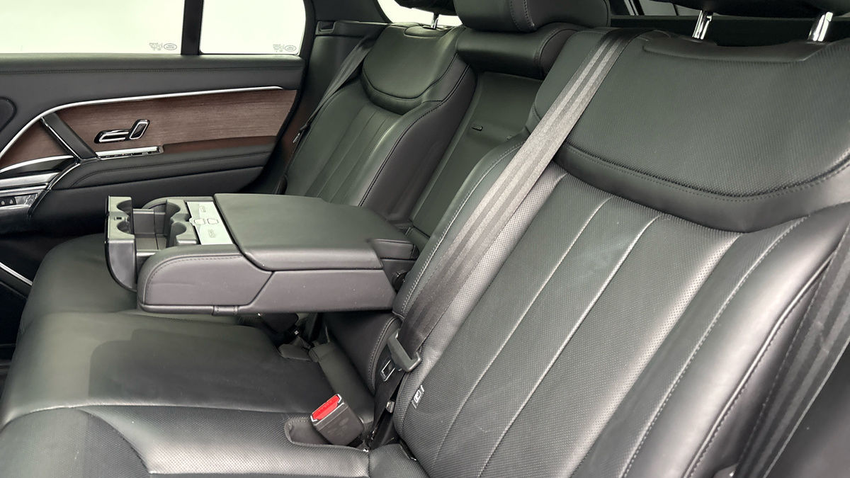 Land Rover Range Rover Image 9