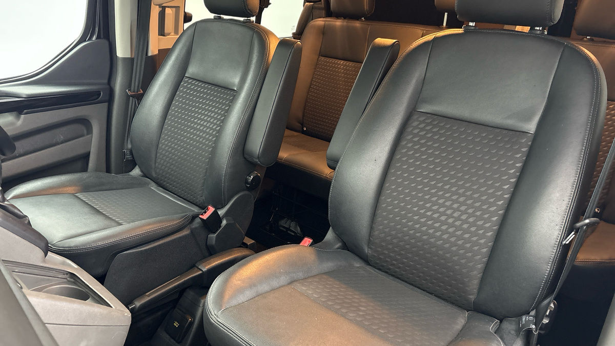 Ford Transit Custom Image 7