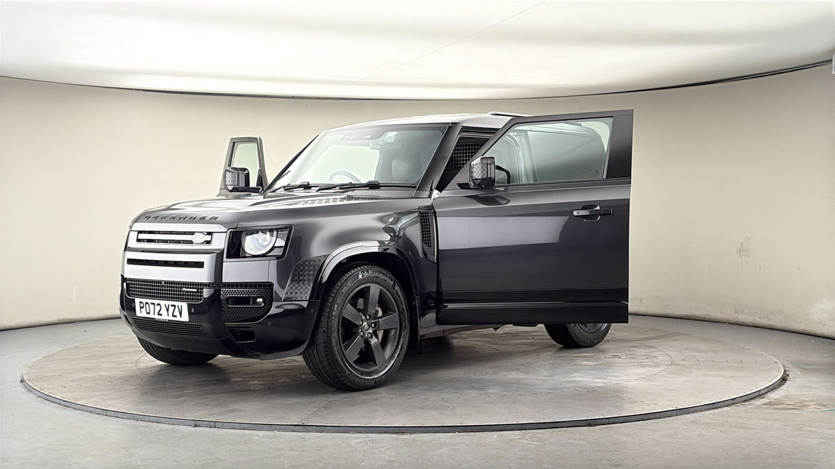 Land Rover Defender 90 Image 22