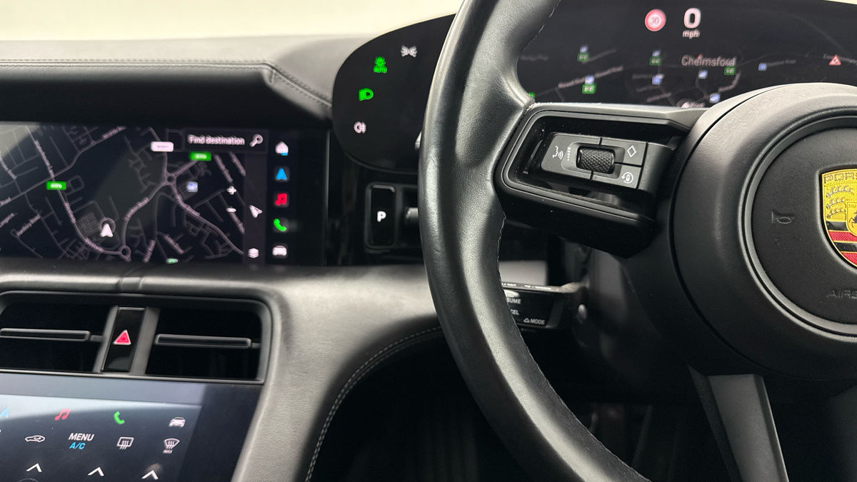 Porsche Taycan Image 13