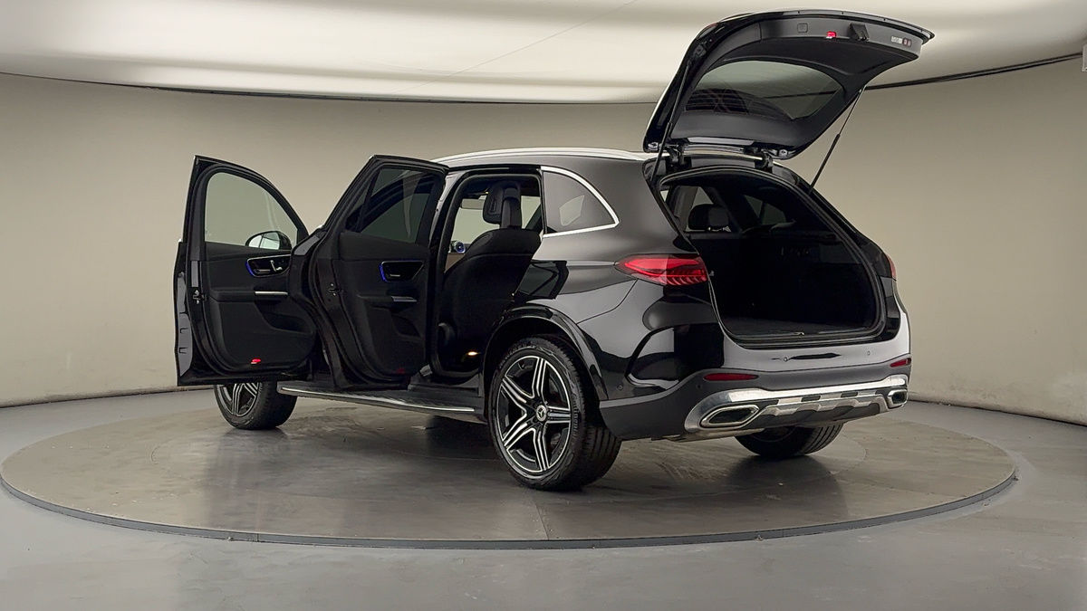 More views of Mercedes-Benz GLC