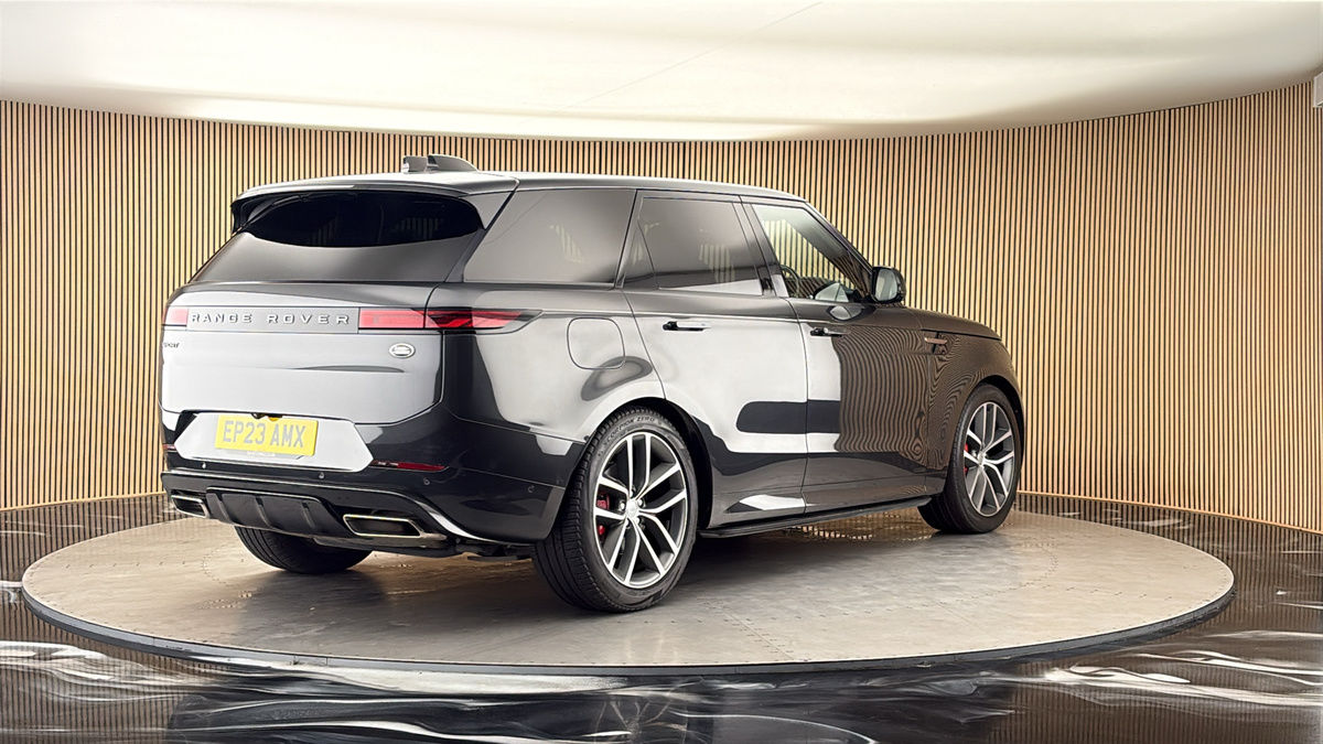More views of Land Rover Range Rover Sport