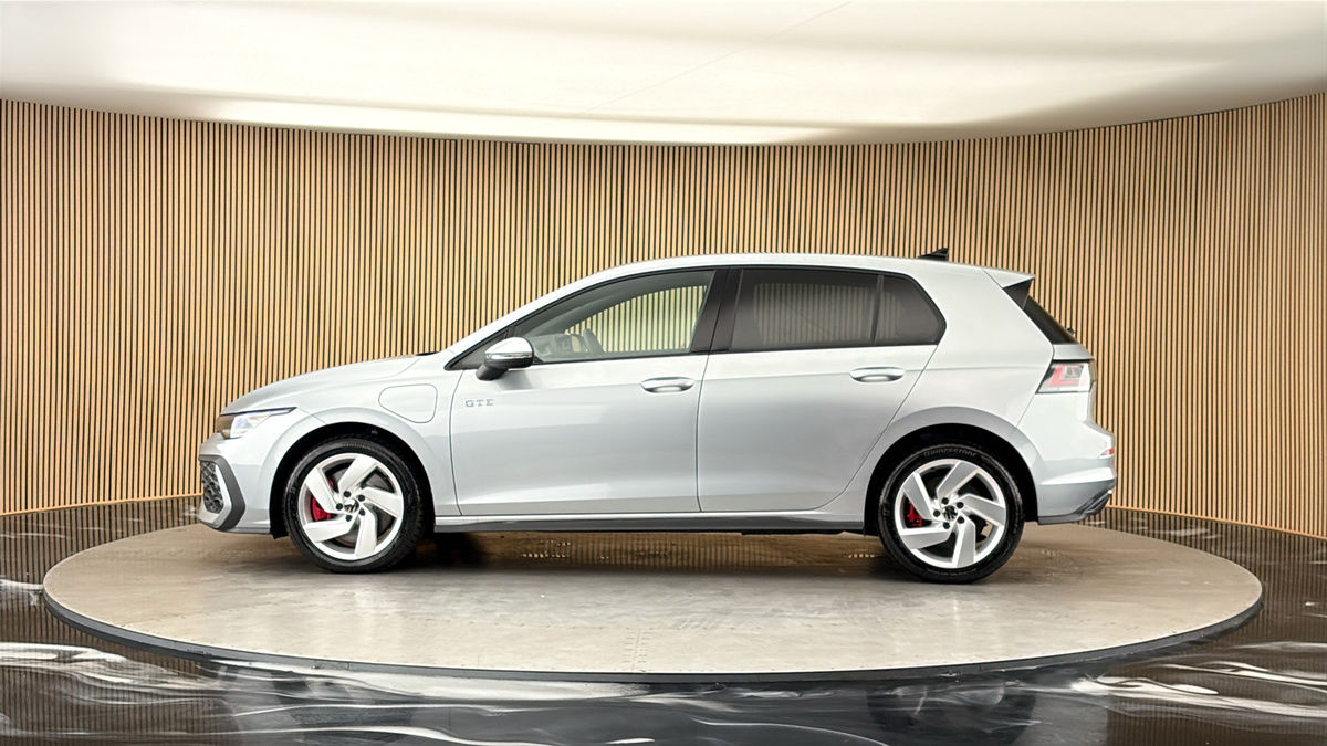 More views of Volkswagen Golf
