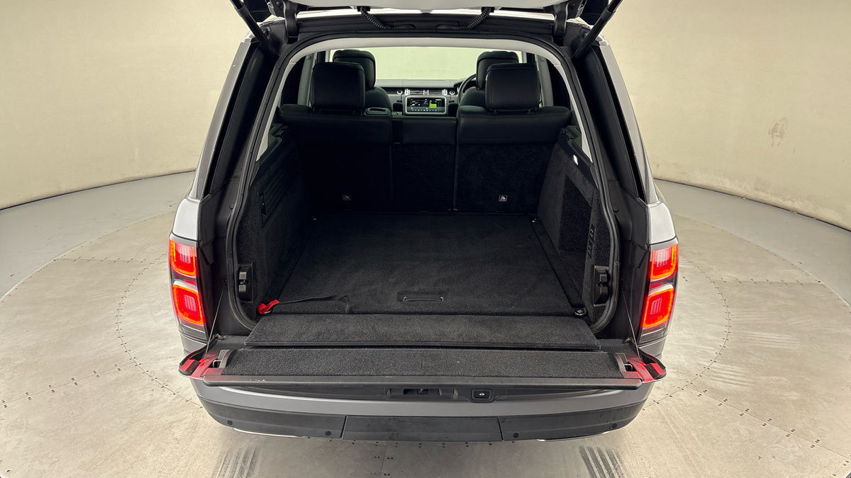 Land Rover Range Rover Image 11