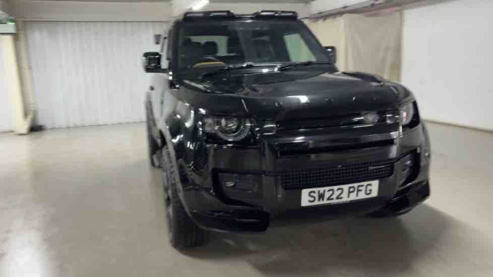 More views of Land Rover Defender 90