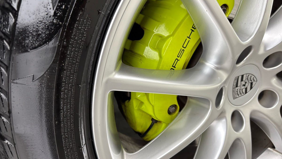 Porsche Cayenne Image 26