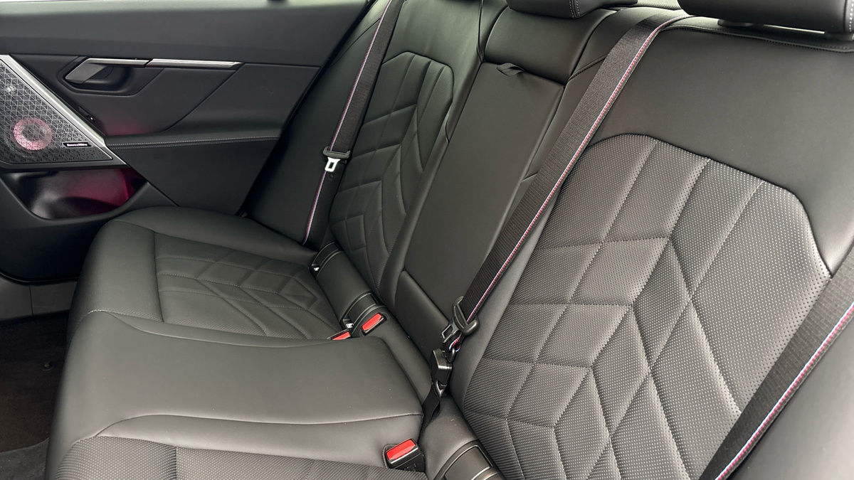 BMW i5 Image 8