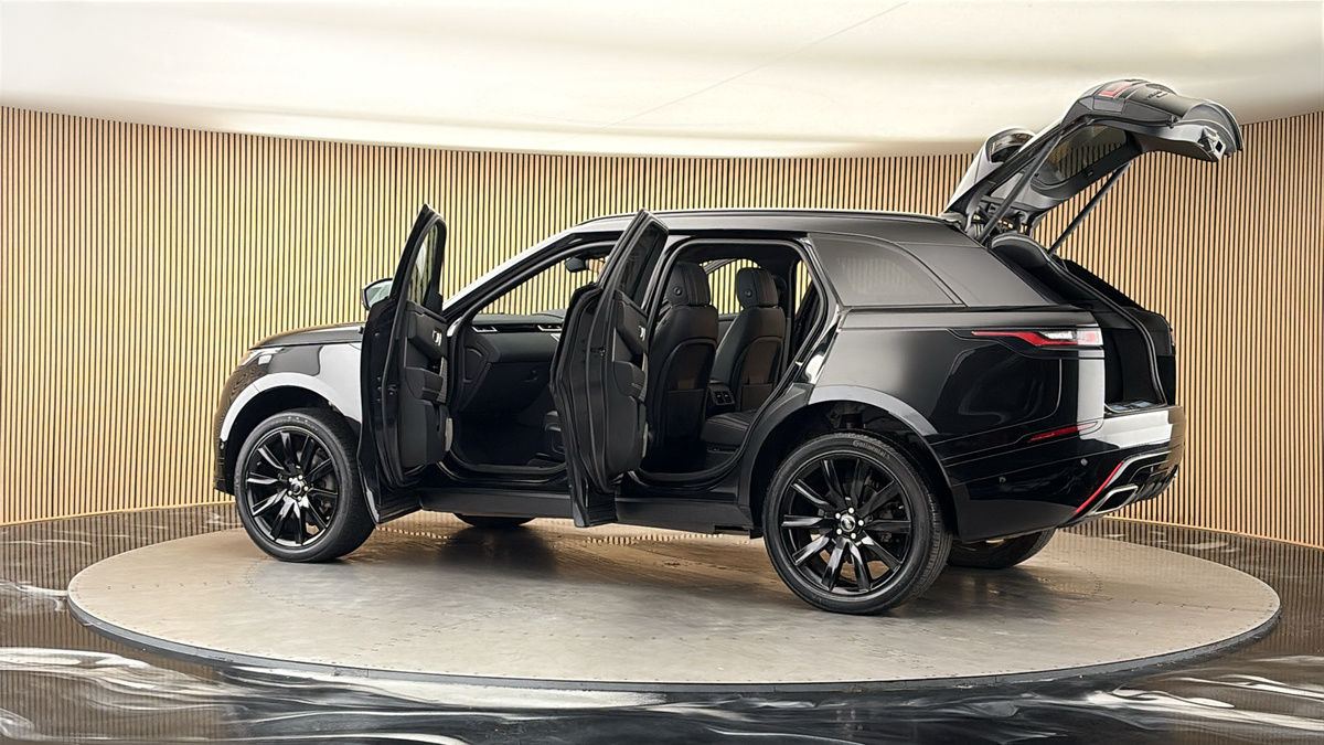More views of Land Rover Range Rover Velar