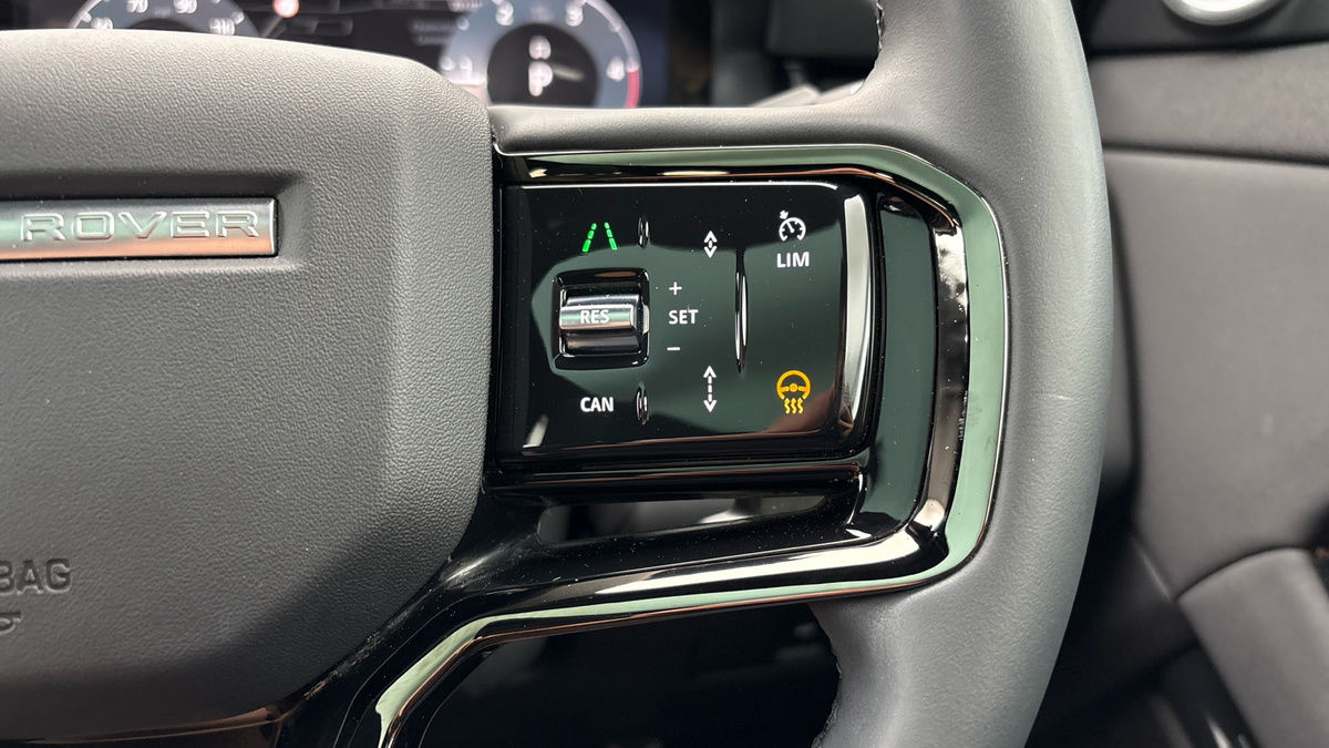 Land Rover Range Rover Evoque Image 14