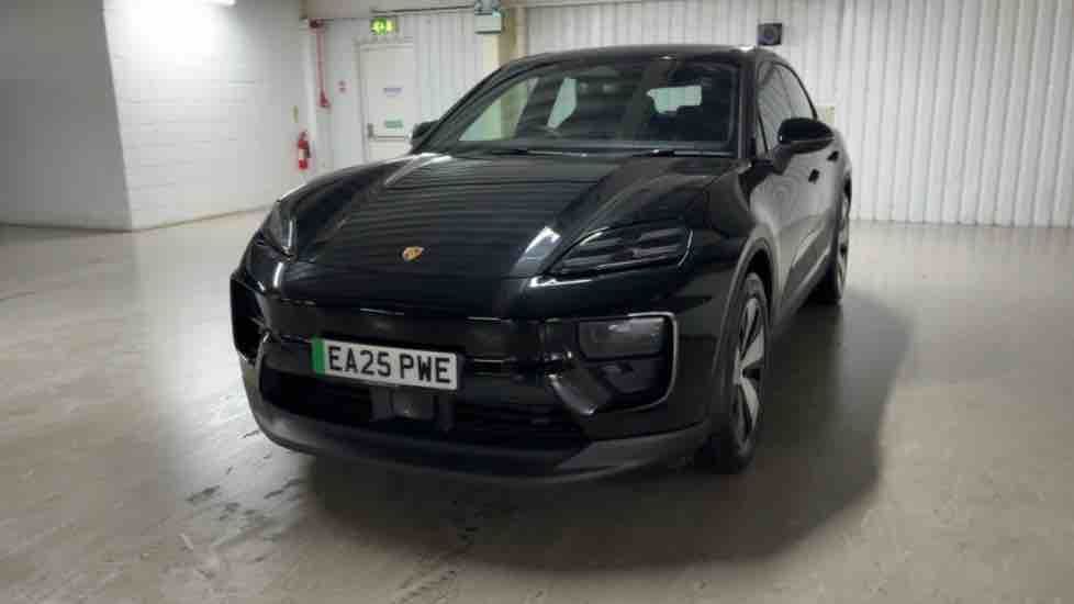 More views of Porsche Macan