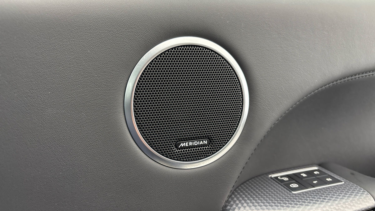 Land Rover Range Rover Sport Image 25
