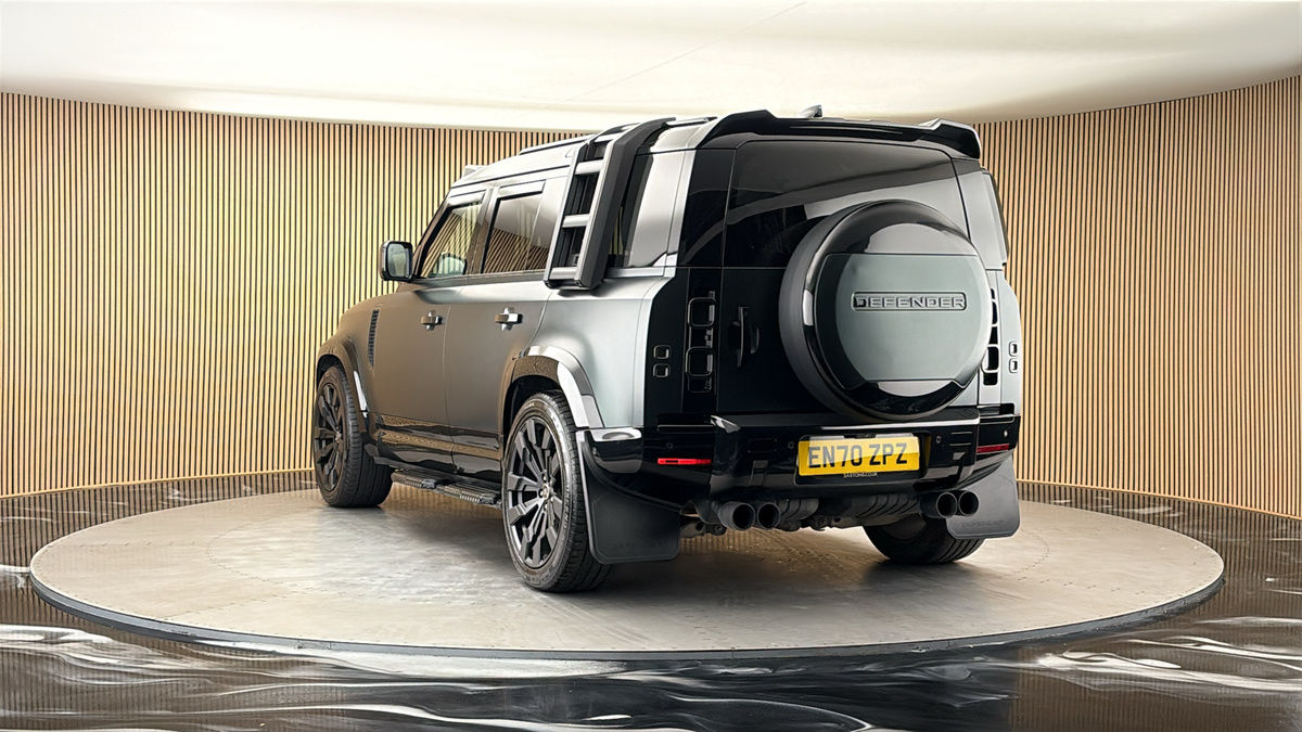 More views of Land Rover Defender 110