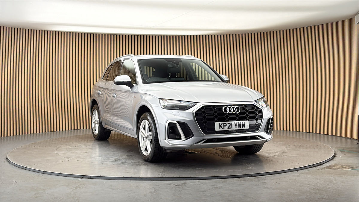 More views of Audi Q5