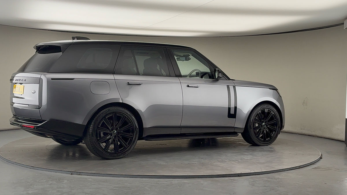 More views of Land Rover Range Rover