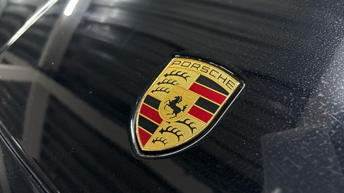 Porsche Cayenne Image 20