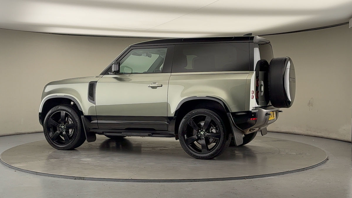 More views of Land Rover Defender 90