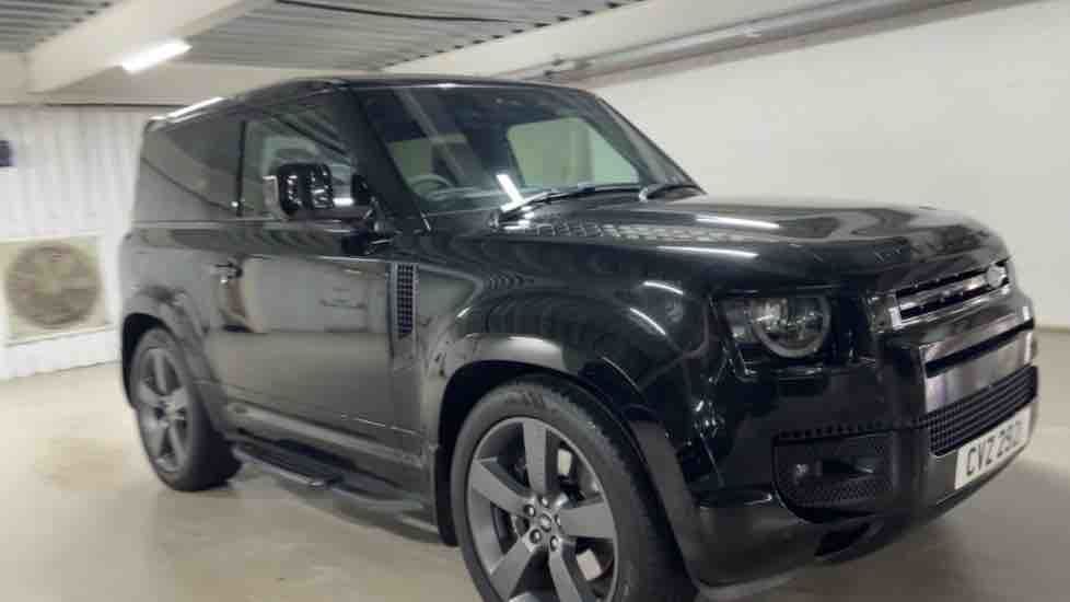More views of Land Rover Defender 90