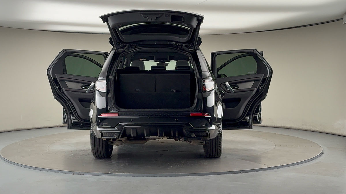 More views of Land Rover Discovery Sport