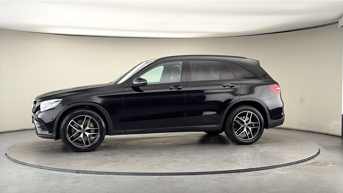 More views of Mercedes-Benz GLC