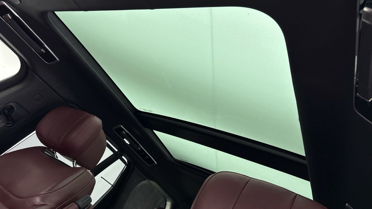 Land Rover Range Rover Image 6