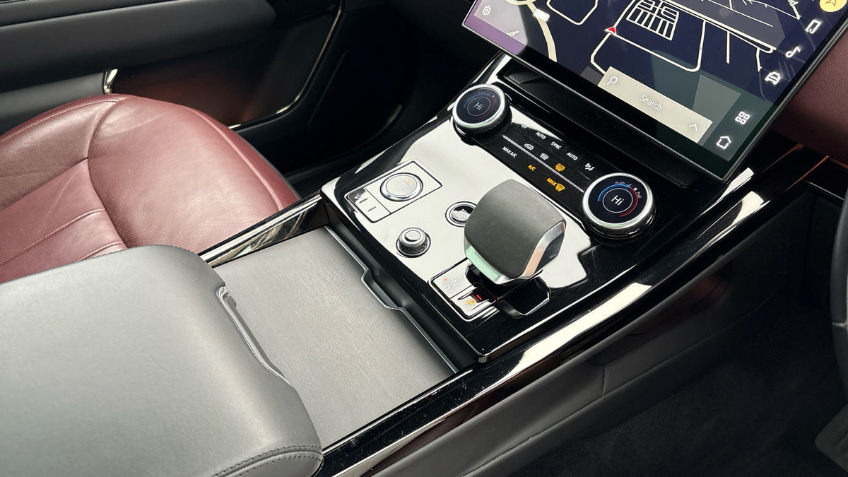 Land Rover Range Rover Sport Image 18