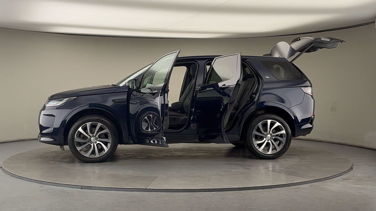 More views of Land Rover Discovery Sport