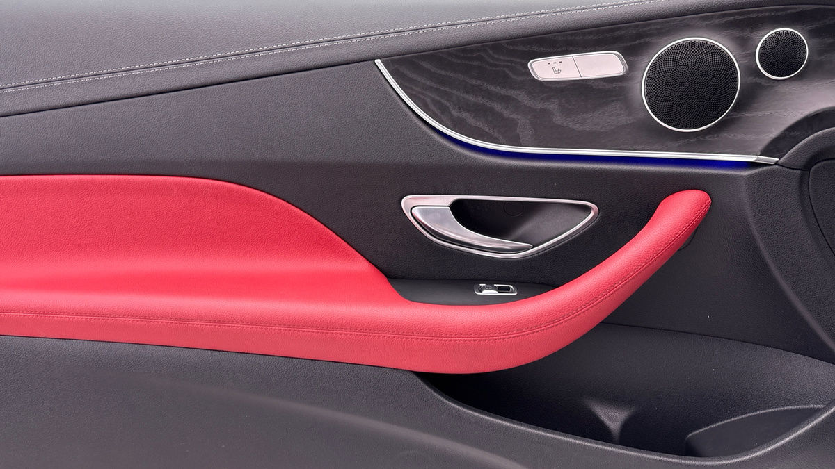 Mercedes-Benz E Class Image 19