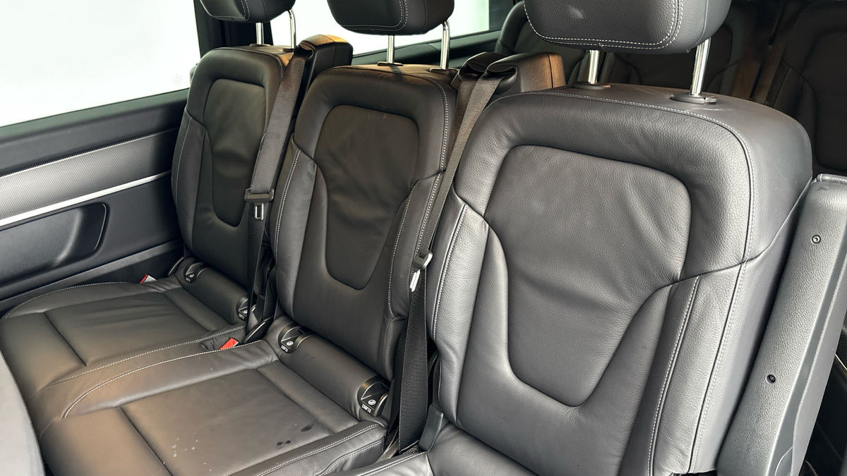 Mercedes-Benz V Class Image 8