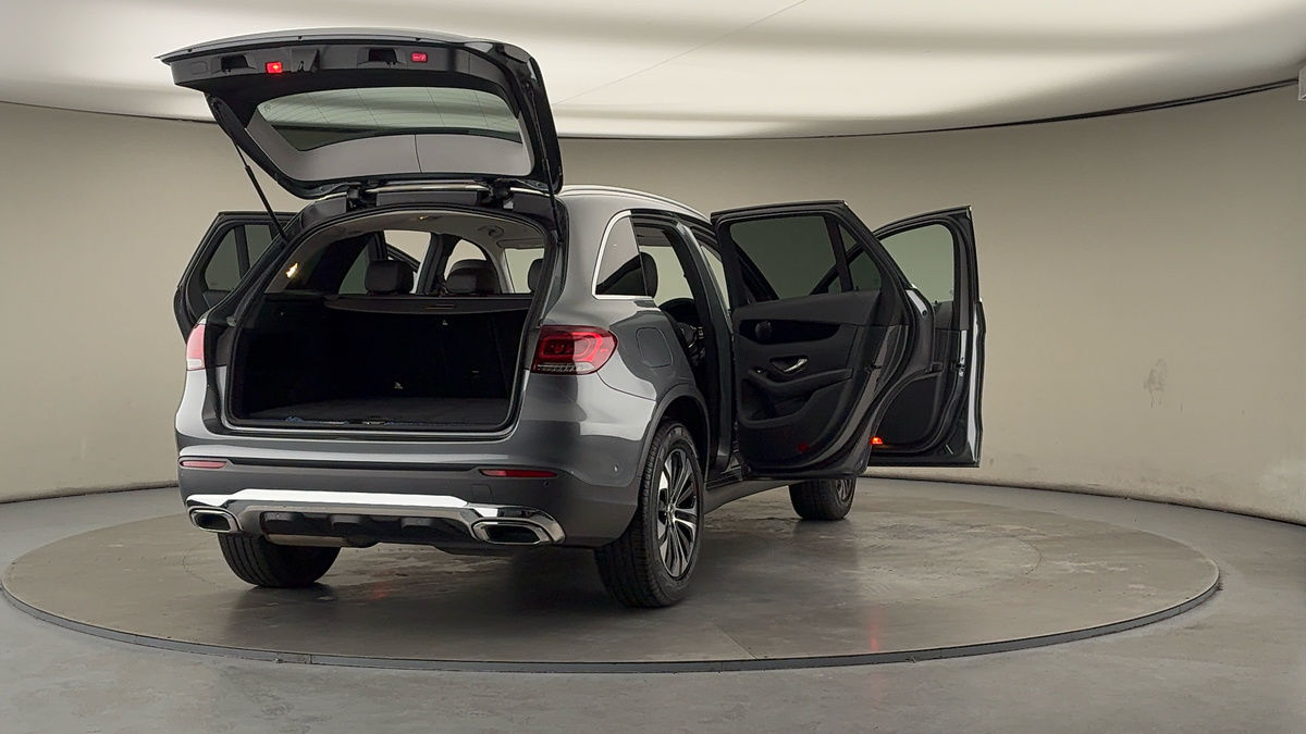 More views of Mercedes-Benz GLC