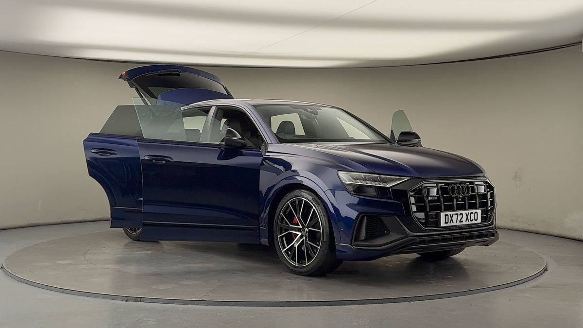 More views of Audi SQ8