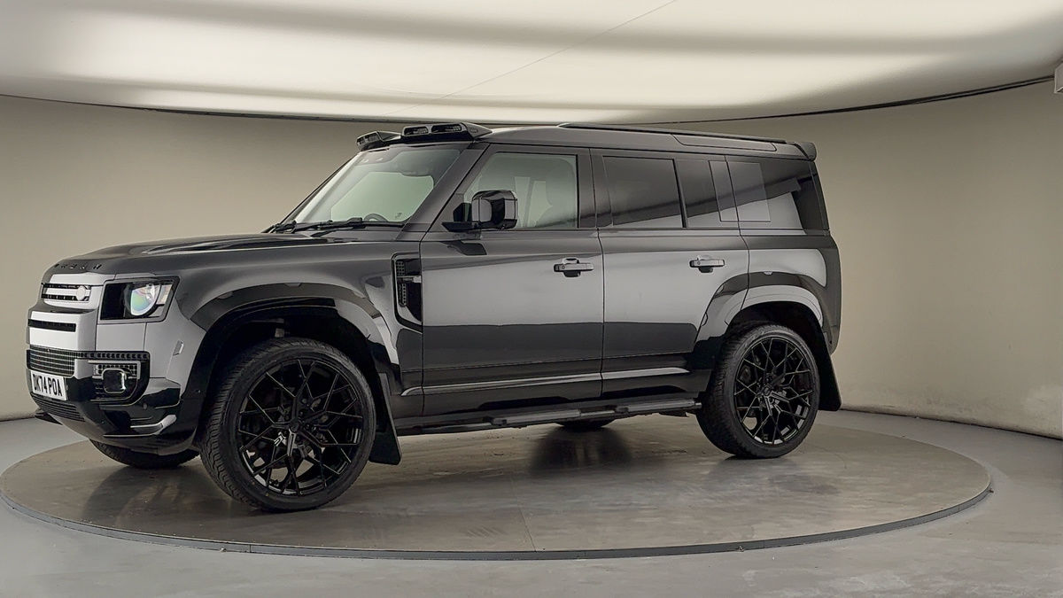 More views of Land Rover Defender 110