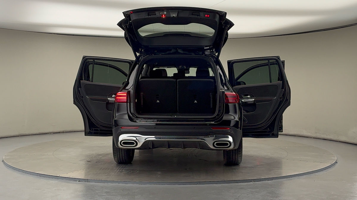 More views of Mercedes-Benz GLB