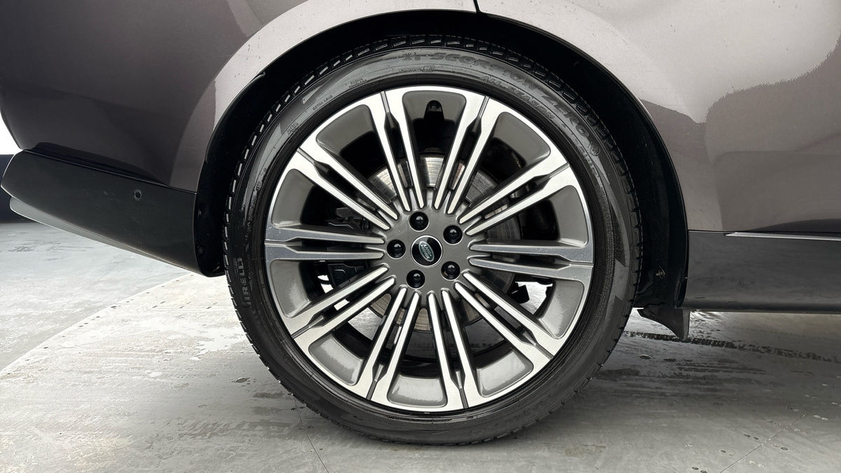 Land Rover Range Rover Image 10