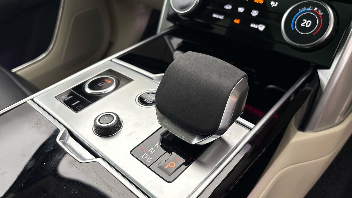 Land Rover Range Rover Image 28