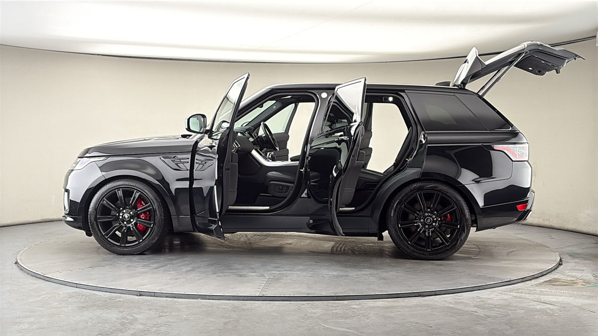 More views of Land Rover Range Rover Sport