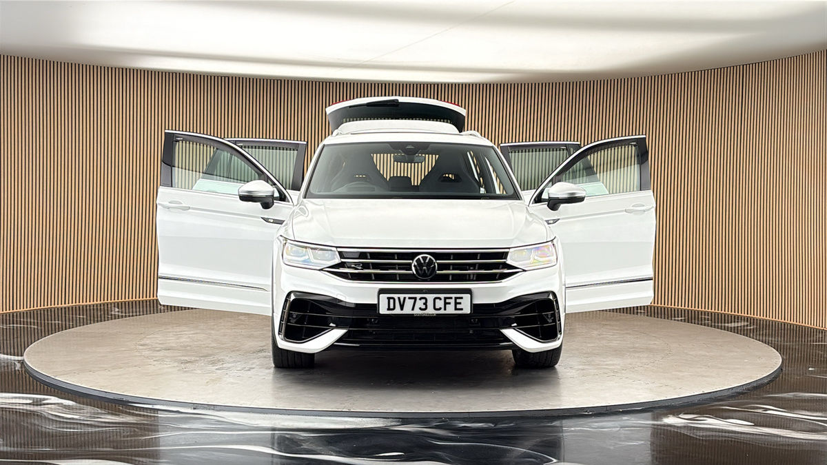 More views of Volkswagen Tiguan