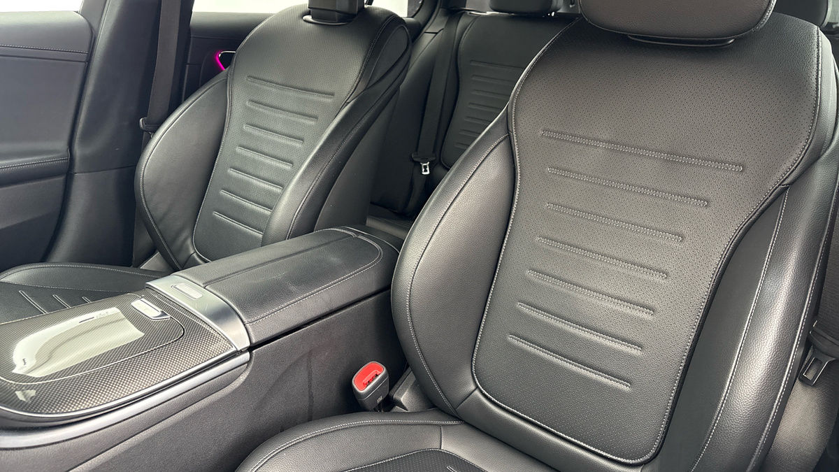 Mercedes-Benz C Class Image 7
