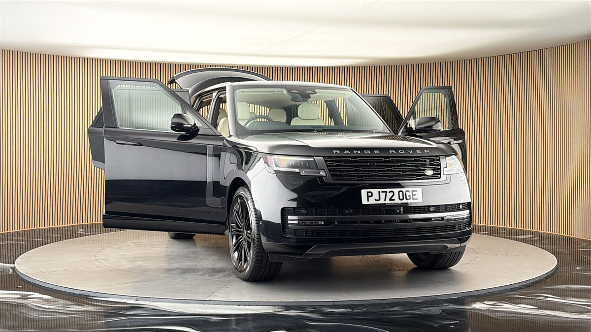 More views of Land Rover Range Rover