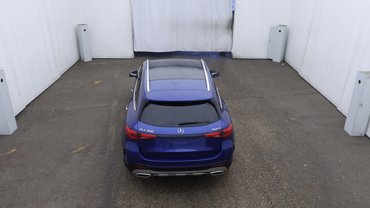 Mercedes-Benz GLC Image 8